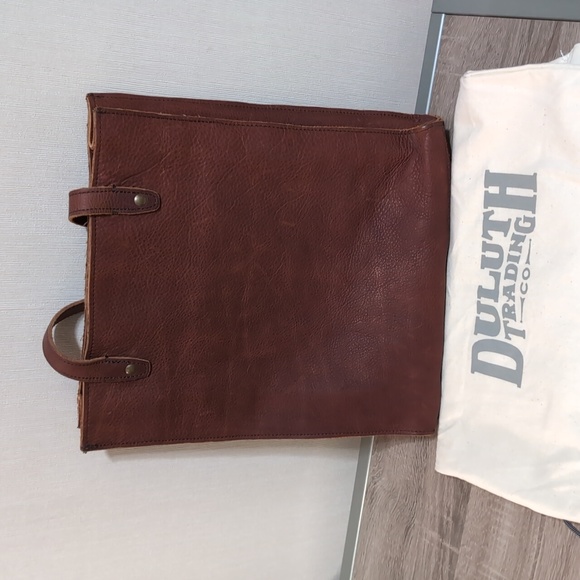 Duluth Trading Co Handbags - Duluth Trading Co Lifetime Leather Tote New w/o Tags
